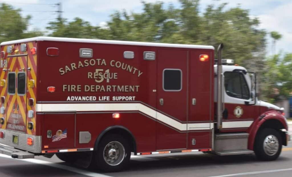 Road accident in Sarasota leaves one dead