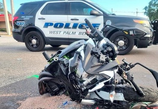 Florida motorcycle wreck kills the rider