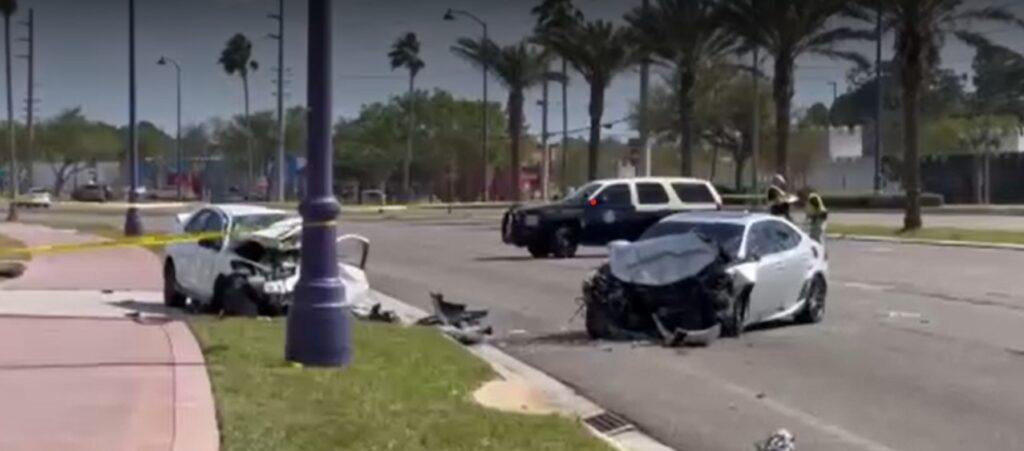 Three dead, one injured in a Florida head-on crash